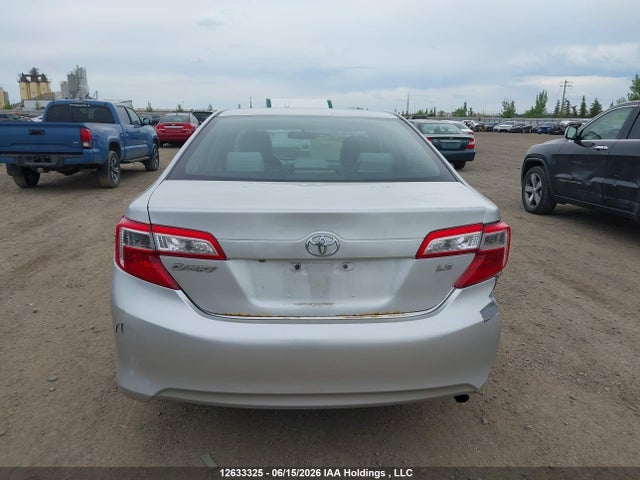 12633325 :رقم المزاد ، 4T1BF1FK8DU647732 vin ، 2013 Toyota Camry Le مزاد بيع