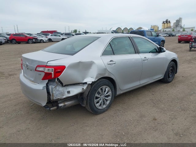 12633325 :رقم المزاد ، 4T1BF1FK8DU647732 vin ، 2013 Toyota Camry Le مزاد بيع