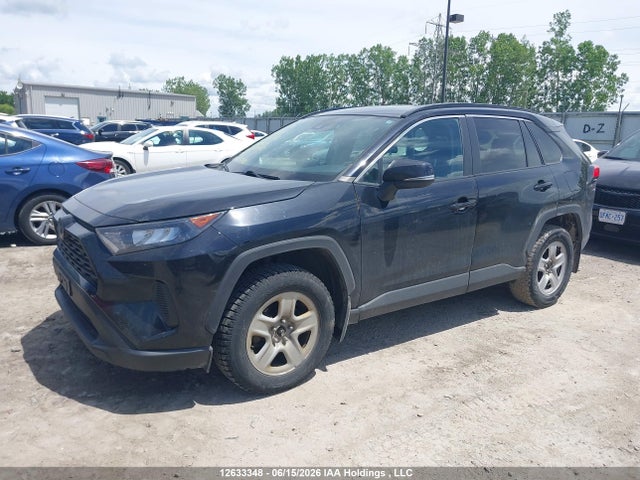 Toyota RAV4 LE 2021 2T3Z1RFV5MC121542 Image 2