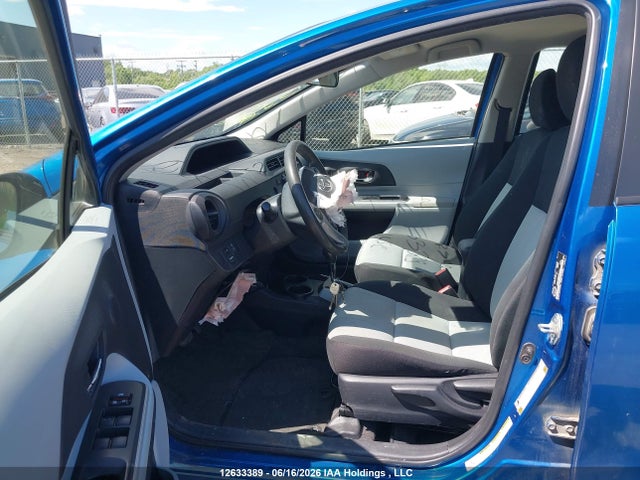 Toyota PRIUS C 2014 JTDKDTB38E1565801 Image 5