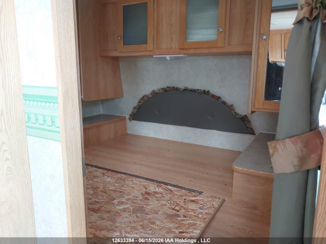12633394 :رقم المزاد ، 4UBAS0S2961G74001 vin ، 2006 Sunset Travel Trailer مزاد بيع