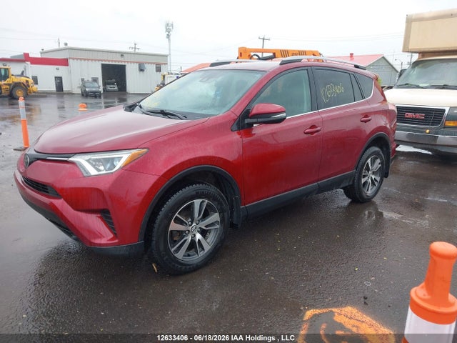 12633406 :رقم المزاد ، 2T3ZFREVXJW452632 vin ، 2018 Toyota Rav4 Le مزاد بيع