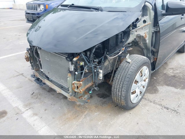 2016 Toyota Yaris მანქანა იყიდება აუქციონზე, vin: VNKKTUD31GA065995, აუქციონის ნომერი: 12633420