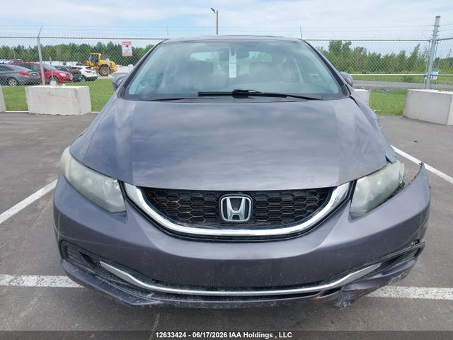 Honda Civic 2015 2HGFB2F51FH031637 Image 13