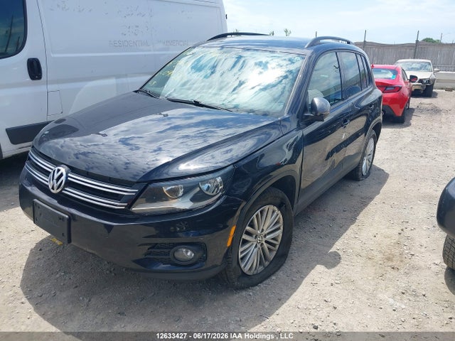 Продажа на аукционе авто 2016 Volkswagen Tiguan Comfort/high/r-line/sp Ed, vin: WVGJV7AX8GW096330, номер лота: 12633427