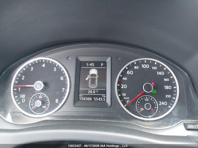 Продажа на аукционе авто 2016 Volkswagen Tiguan Comfort/high/r-line/sp Ed, vin: WVGJV7AX8GW096330, номер лота: 12633427