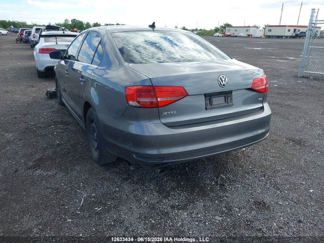 Volkswagen Jetta 2015 3VWL07AJ1FM281662 Image 3
