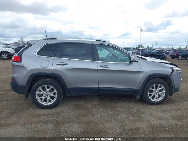 Jeep Cherokee North 2016 1C4PJMCS8GW166189 Image 14