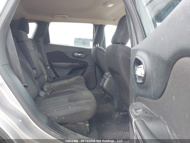 Jeep Cherokee North 2016 1C4PJMCS8GW166189 Image 8