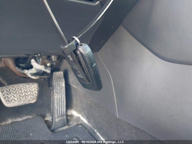 2T3D1RFV8MC147997 Toyota Rav4 Limited