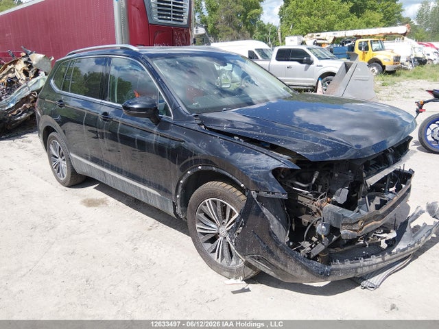 12633497 :رقم المزاد ، 3VV4B7AX7JM142345 vin ، 2018 Volkswagen Tiguan Sel Premium مزاد بيع