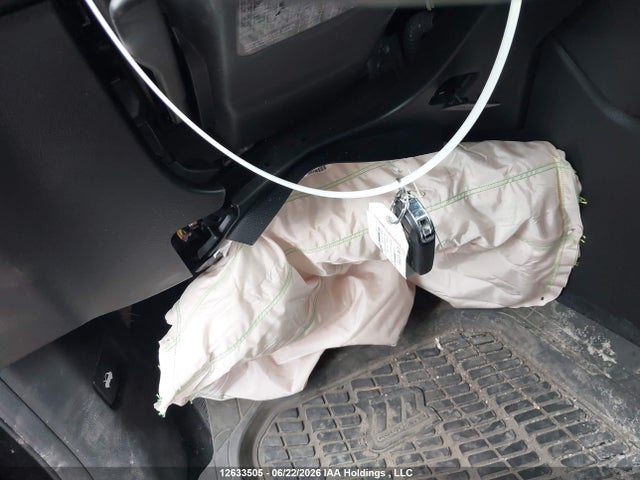 Продажа на аукционе авто 2024 Honda Cr-v Hybrid, vin: 2HKRS6H9XRH201797, номер лота: 12633505