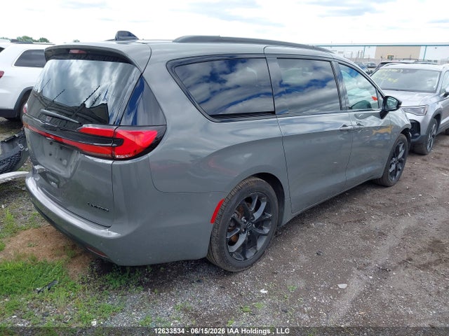Chrysler Pacifica Limited 2025 2C4RC1GG2SR603841 Image 4