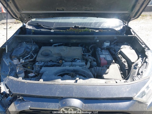 2T3B1RFV5MC211601 Toyota RAV4 LE