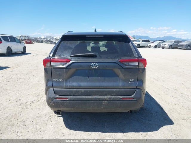 2T3B1RFV5MC211601 Toyota RAV4 LE