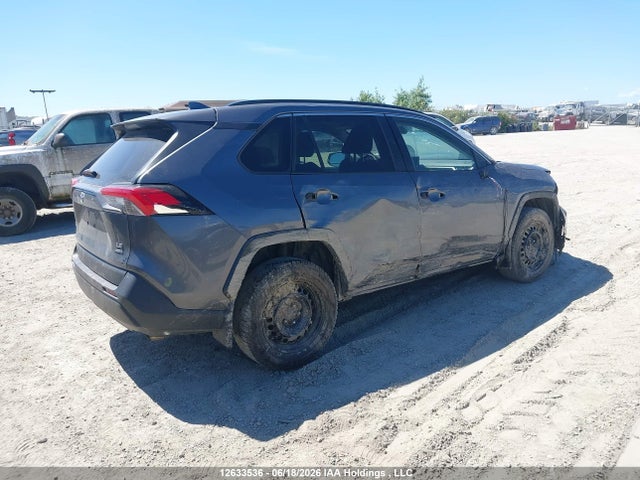 2T3B1RFV5MC211601 Toyota RAV4 LE