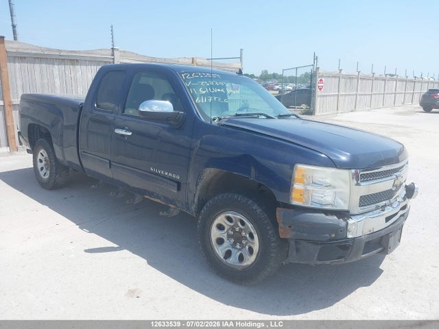 2011 Chevrolet Silverado 1500 Ls Cheyenne Edition მანქანა იყიდება აუქციონზე, vin: 1GCRCREA1BZ238703, აუქციონის ნომერი: 12633539