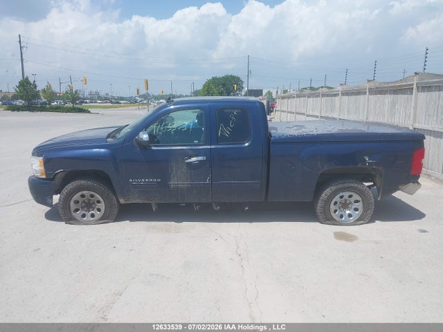 2011 Chevrolet Silverado 1500 Ls Cheyenne Edition მანქანა იყიდება აუქციონზე, vin: 1GCRCREA1BZ238703, აუქციონის ნომერი: 12633539