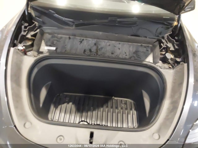 Tesla Model Y Long Range 2024 7SAYGDEE6RF209268 Image 10