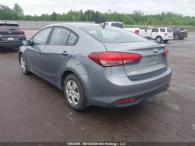 2017 Kia Forte Ex/ex Luxury/ex+/lx/lx+ მანქანა იყიდება აუქციონზე, vin: 3KPFL4A7XHE021882, აუქციონის ნომერი: 12633555