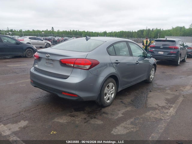 2017 Kia Forte Ex/ex Luxury/ex+/lx/lx+ მანქანა იყიდება აუქციონზე, vin: 3KPFL4A7XHE021882, აუქციონის ნომერი: 12633555