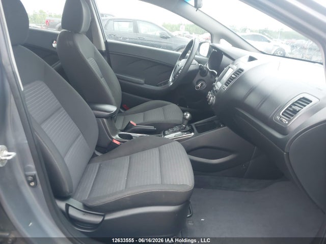 2017 Kia Forte Ex/ex Luxury/ex+/lx/lx+ მანქანა იყიდება აუქციონზე, vin: 3KPFL4A7XHE021882, აუქციონის ნომერი: 12633555