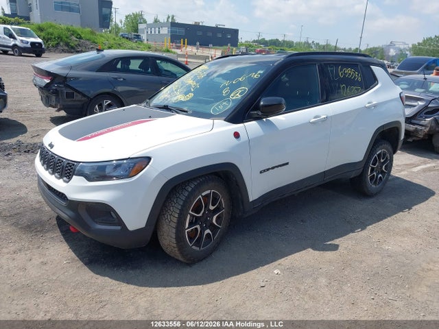 Jeep Compass Trailhawk 2024 3C4NJDDN7RT126257 Image 2