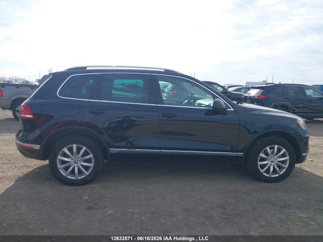 12633571 :رقم المزاد ، WVGEF9BP3GD011656 vin ، 2016 Volkswagen Touareg Sport/lux/executive مزاد بيع