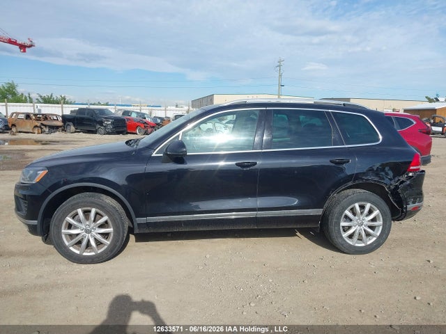 12633571 :رقم المزاد ، WVGEF9BP3GD011656 vin ، 2016 Volkswagen Touareg Sport/lux/executive مزاد بيع