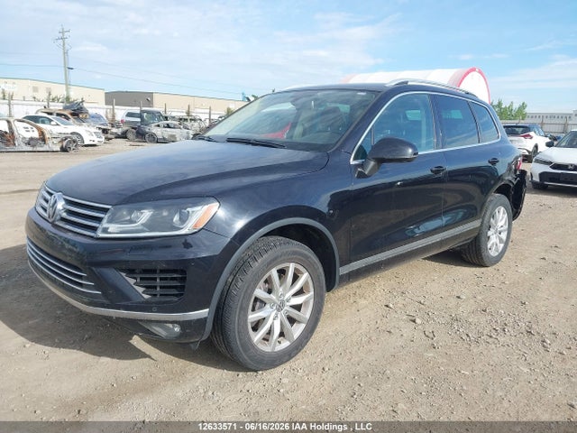 12633571 :رقم المزاد ، WVGEF9BP3GD011656 vin ، 2016 Volkswagen Touareg Sport/lux/executive مزاد بيع