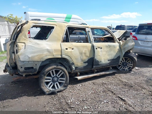 12633574 :رقم المزاد ، JTEBU5JRXH5459831 vin ، 2017 Toyota 4runner Sr5 Prem/ltdl/trail/trd مزاد بيع