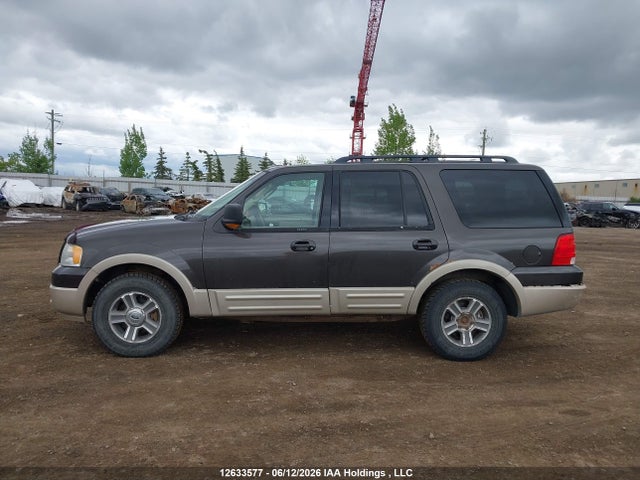12633577 :رقم المزاد ، 1FMPU18525LA77785 vin ، 2005 Ford Expedition Eddie Bauer مزاد بيع