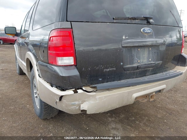 12633577 :رقم المزاد ، 1FMPU18525LA77785 vin ، 2005 Ford Expedition Eddie Bauer مزاد بيع
