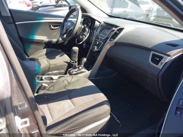 2016 Hyundai Elantra Gt მანქანა იყიდება აუქციონზე, vin: KMHD25LHXGU288876, აუქციონის ნომერი: 12633583