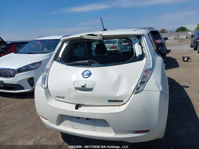 Nissan Leaf S/sv/sl 2015 1N4AZ0CP8FC335152 Image 16