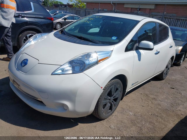 Nissan Leaf S/sv/sl 2015 1N4AZ0CP8FC335152 Image 2