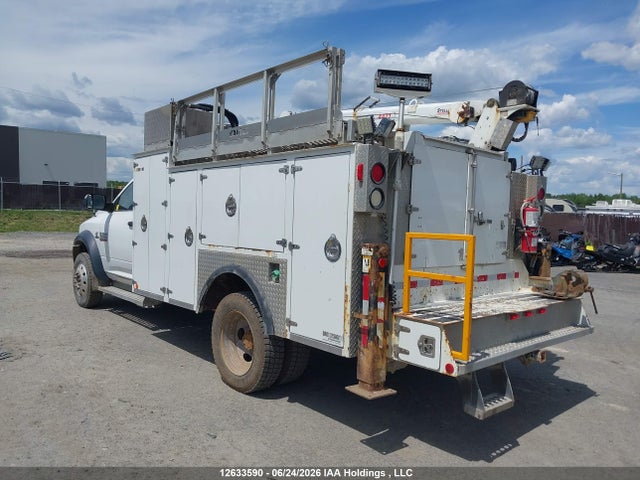 RAM 5500 2017 3C7WRNBL1HG572323 Image 3