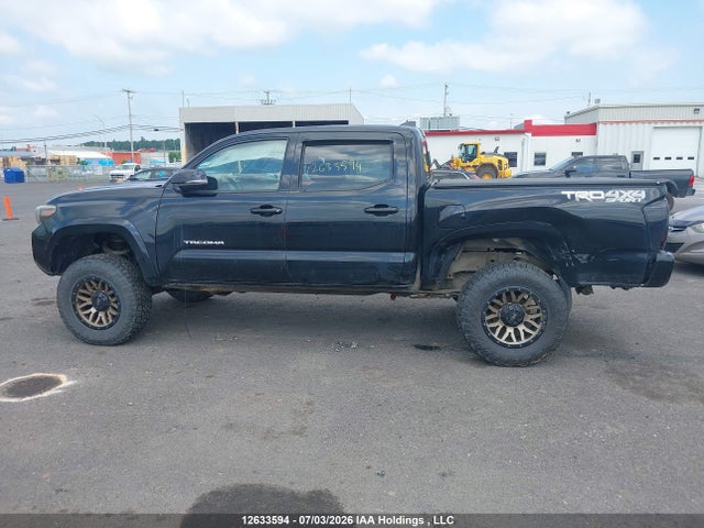 2017 Toyota Tacoma მანქანა იყიდება აუქციონზე, vin: 3TMCZ5AN0HM087885, აუქციონის ნომერი: 12633594