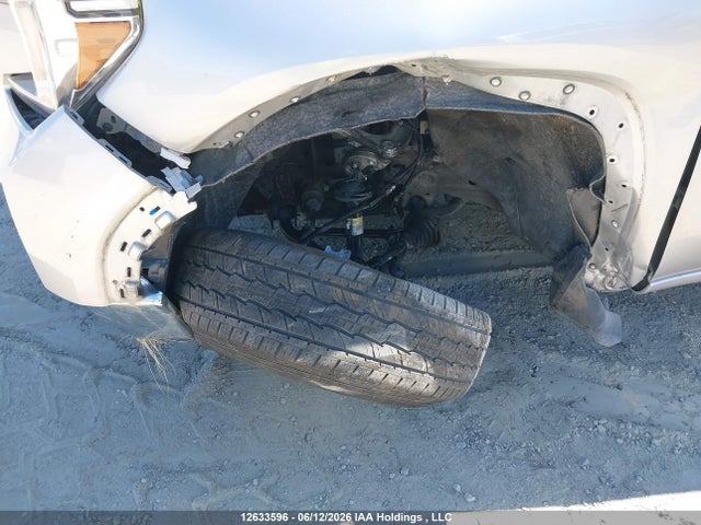 1GTP9BEK2NZ157932 GMC Sierra Limited K1500 Sle