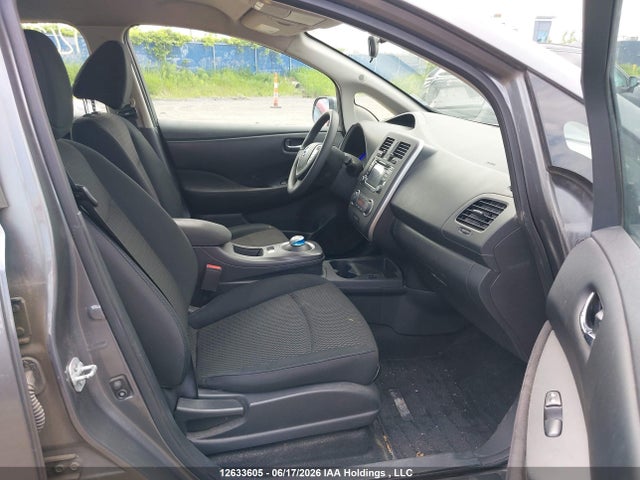 1N4BZ0CP4HC303547 Nissan Leaf S/sv/sl
