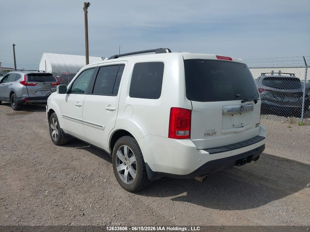Honda Pilot Touring 2015 5FNYF4H98FB503801 Image 3