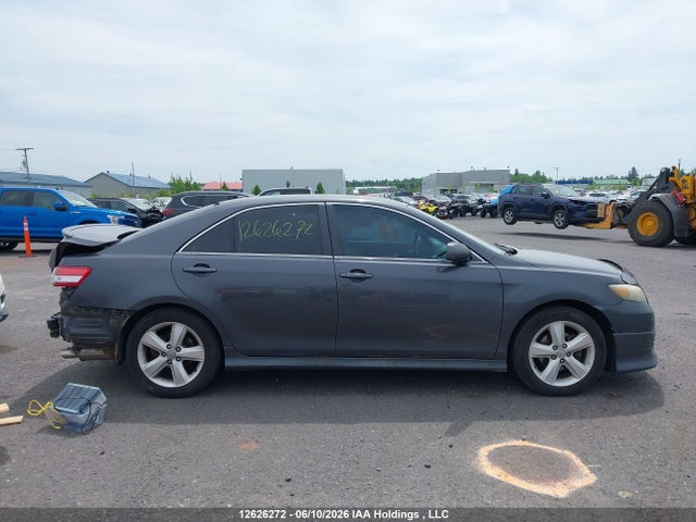 2010 Toyota Camry Se მანქანა იყიდება აუქციონზე, vin: 4T1BF3EK6AU002537, აუქციონის ნომერი: 12626272
