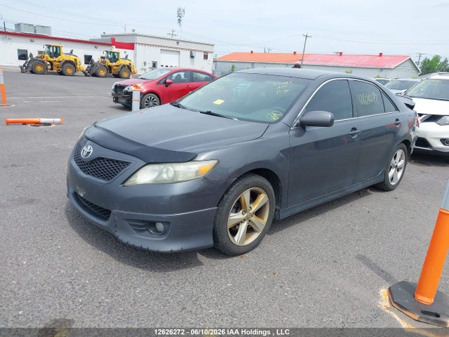 2010 Toyota Camry Se მანქანა იყიდება აუქციონზე, vin: 4T1BF3EK6AU002537, აუქციონის ნომერი: 12626272
