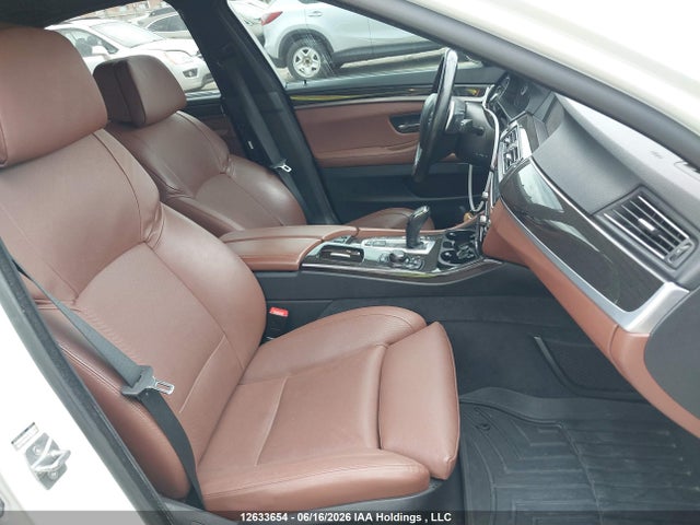 2012 Bmw 550 Xi მანქანა იყიდება აუქციონზე, vin: WBAFU9C50CDW93690, აუქციონის ნომერი: 12633654