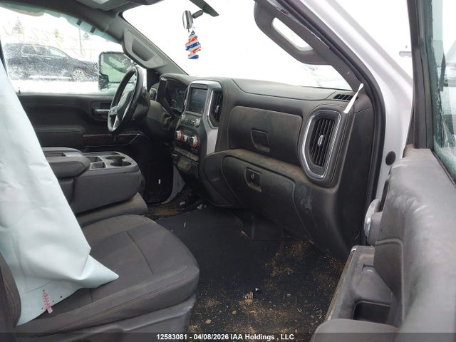 12583081 :رقم المزاد ، 1GT49TEY5PF207899 vin ، 2023 Gmc Sierra 3500hd Sle مزاد بيع