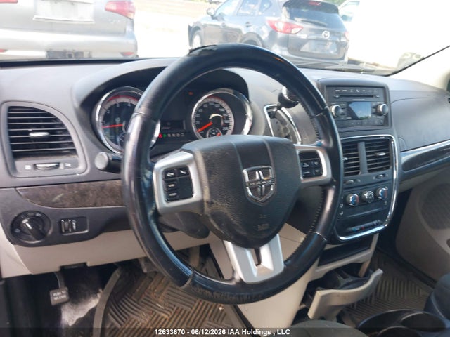 2011 Dodge Grand Caravan მანქანა იყიდება აუქციონზე, vin: 2D4RN4DG1BR774566, აუქციონის ნომერი: 12633670