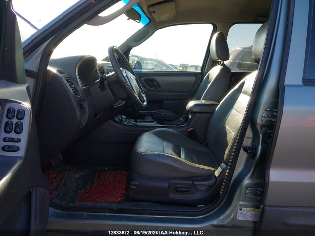 12633672 :رقم المزاد ، 1FMYU96H06KA09380 vin ، 2006 Ford Escape Hybrid مزاد بيع