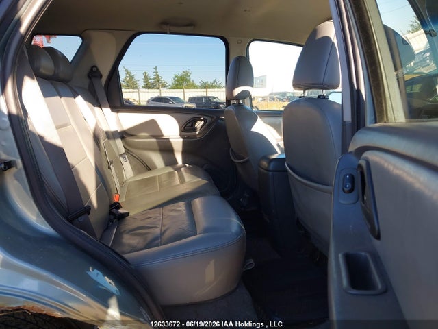 12633672 :رقم المزاد ، 1FMYU96H06KA09380 vin ، 2006 Ford Escape Hybrid مزاد بيع