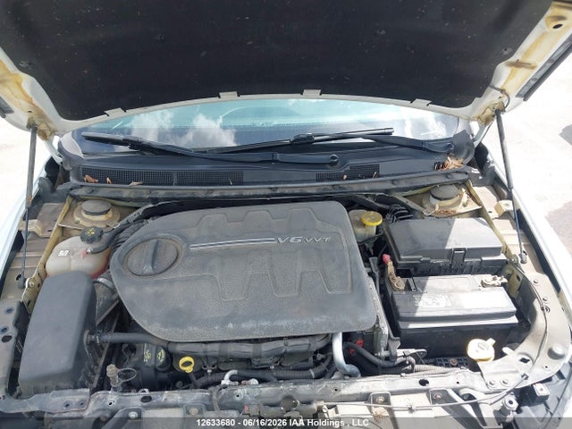 Chrysler 200 C 2016 1C3CCCCG5GN187493 Image 10