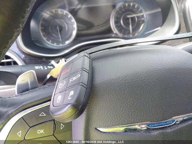 Chrysler 200 C 2016 1C3CCCCG5GN187493 Image 11